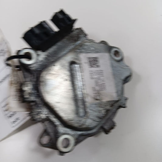 Mazda CX-5 Variable Timing Gear Oil Control Valve Solenoid Cylinder Head 2016 15