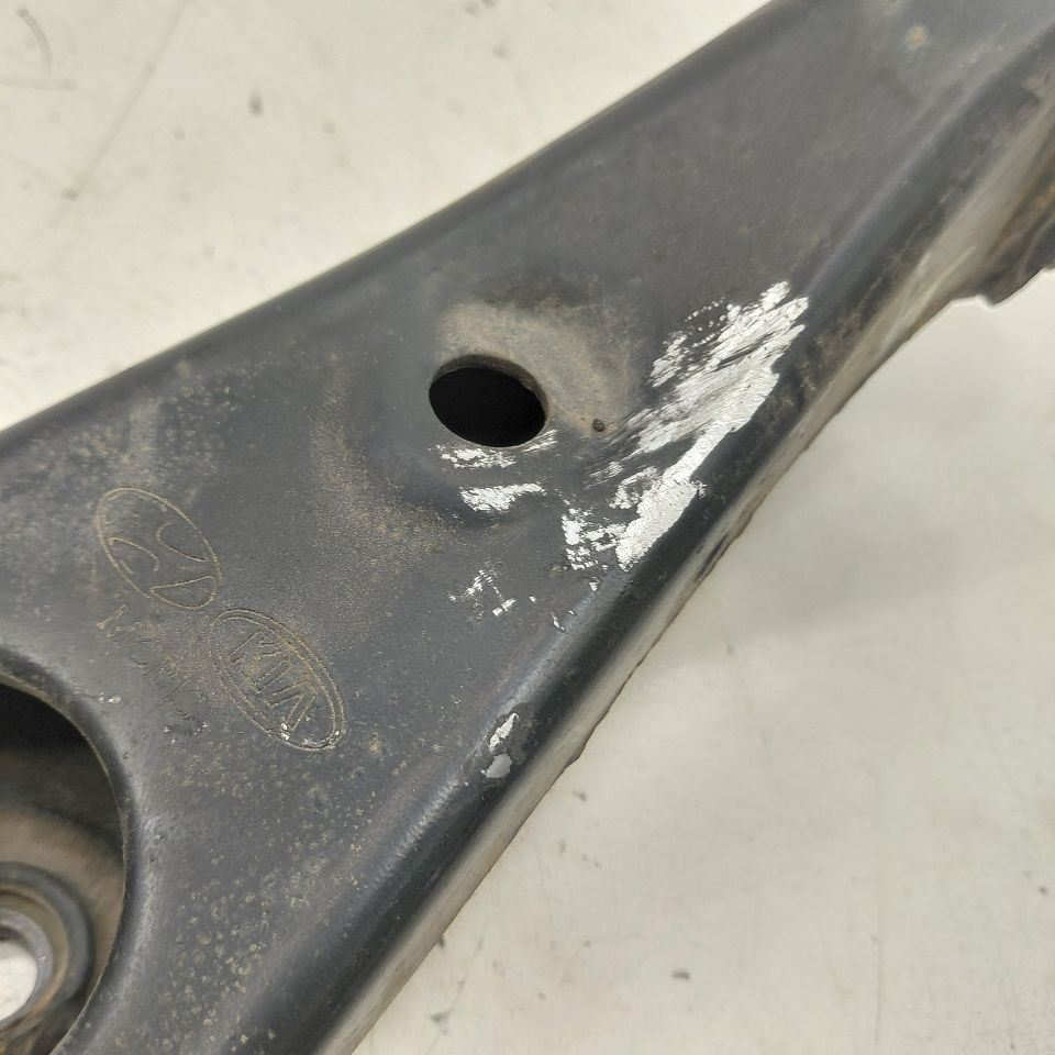 Passenger Right Lower Control Arm Rear Lateral Locating Arm 16-20 Kia 