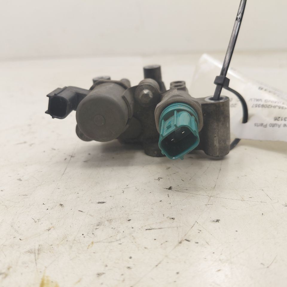 Honda CR-V Variable Timing Gear Oil Control Valve Solenoid Cylinder He