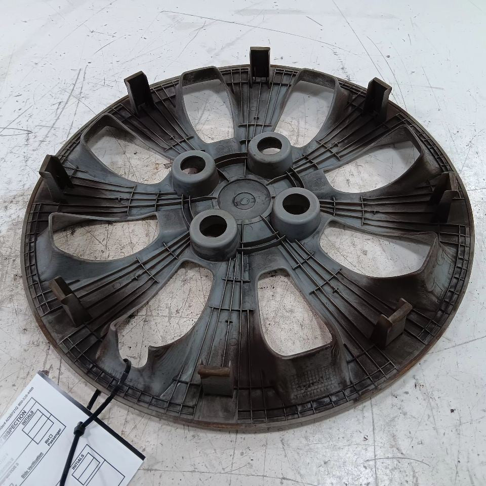 529601R100 Wheel Cover HubCap 14" ID 529601R100 Fits 15-17 Hyundai Accent