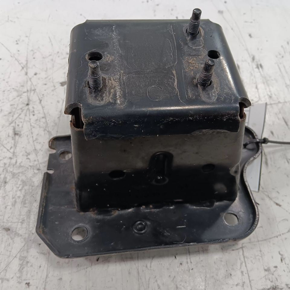 Bumper Mount Bracket Left Driver Side Front Nissan Maxima 2014 2013 2012 2011 10