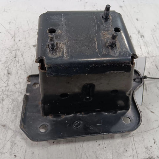 Bumper Mount Bracket Left Driver Side Front Nissan Maxima 2014 2013 2012 2011 10