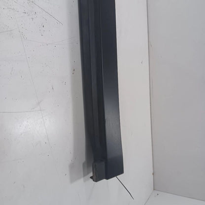 Nissan Kicks Rocker Panel Trim Cover Molding Skirt Right Passenger Side  2021 20