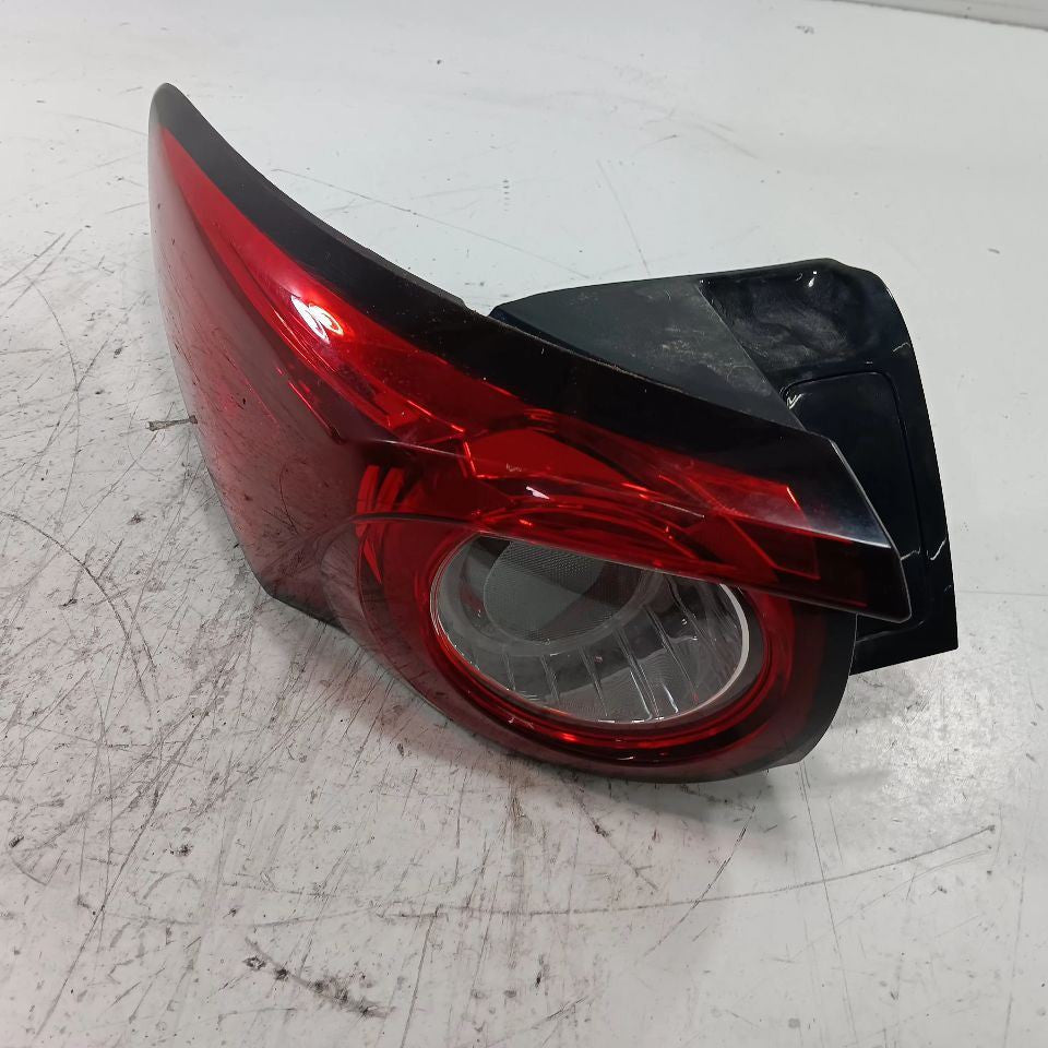 Driver Tail Light Brake Lamp Quarter Panel Mounted Fits 16-23 Mazda CX-9