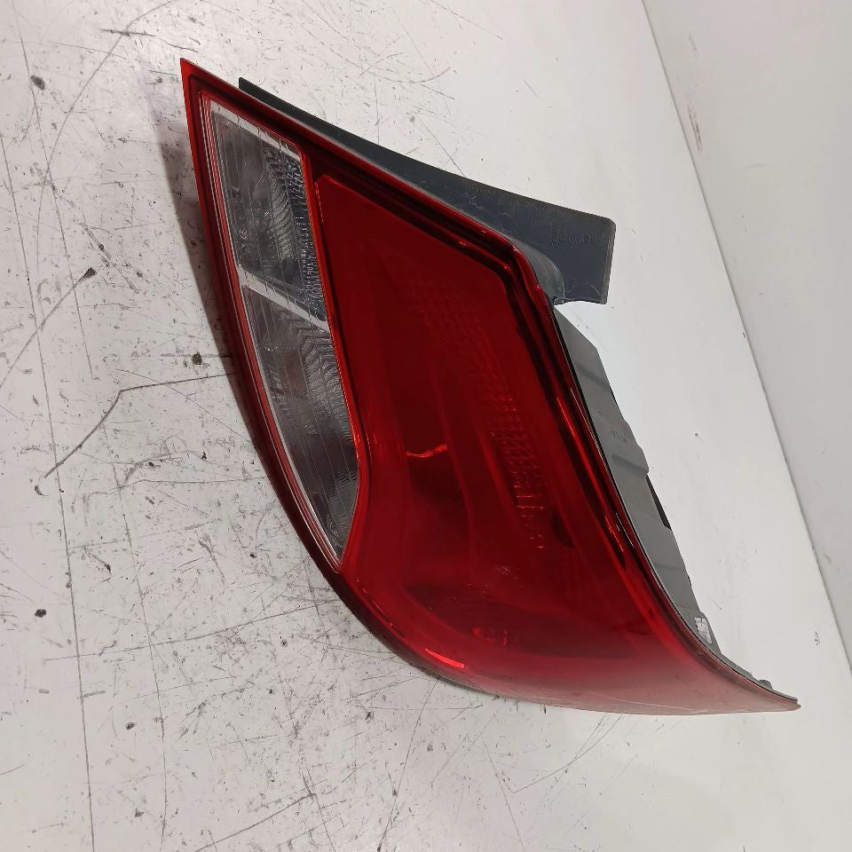 Passenger Right Tail Light Brake Lamp Quarter Panel Mntd Sedan Fits 15-17 Accent
