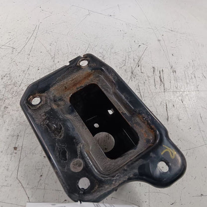 Bumper Mount Bracket Right Passenger Side FrontNissan Maxima 2014 2013 2012 2011