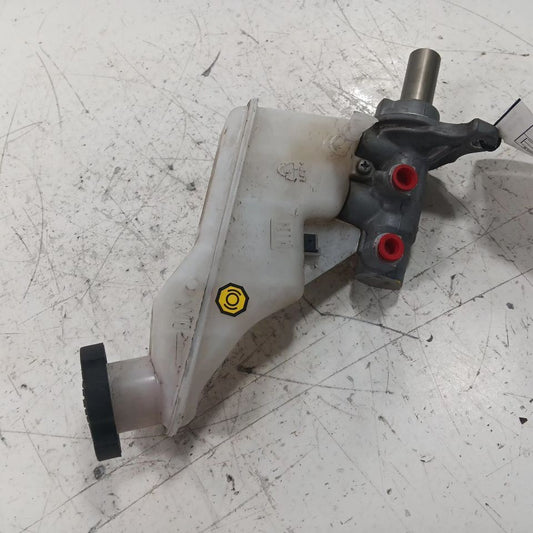 Brake Master Cylinder 16-21 Hyundai Tucson