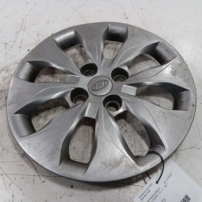 529601R100 Wheel Cover HubCap 14" ID 529601R100 Fits 15-17 Hyundai Accent
