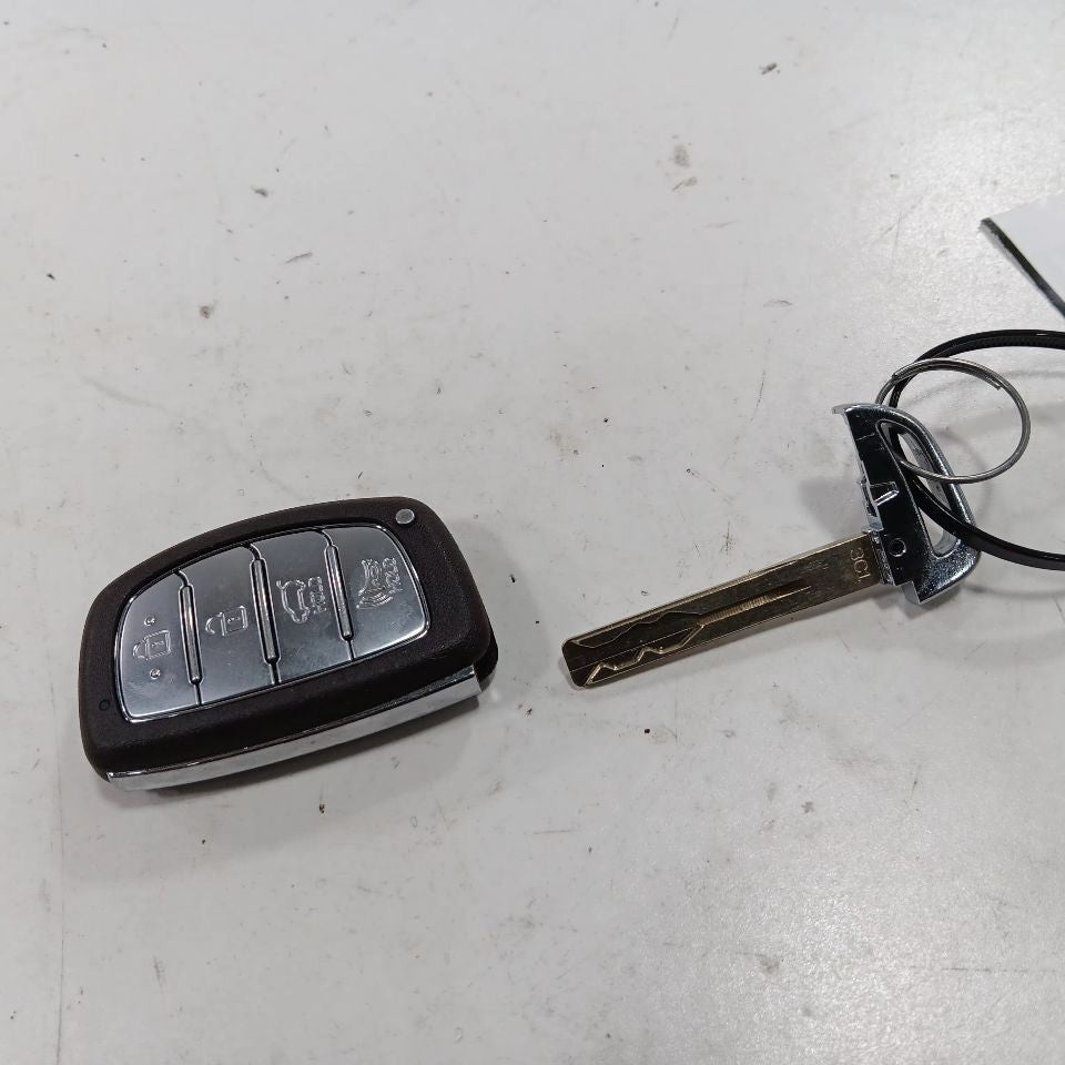 TQ8-FOB-4F11 Fob Remote 19-21 Hyundai Tucson