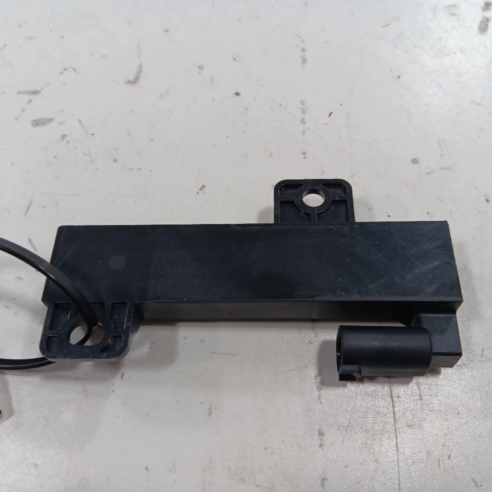 Jeep Compass Keyless Door Antenna 64469T 2018 2019 2020 2021 2022