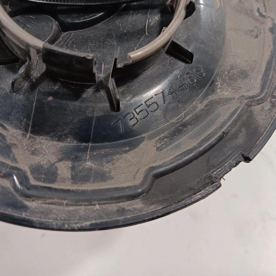 2018 Fiat 500 Wheel Rim Center Cap 