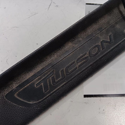 Hyundai Tucson Sill Trim Plate Door Jam Threshold Right Passenger Front  2019 20